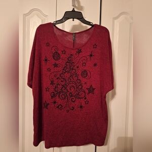 Forever Jade Brand Short Sleeve Christmas Top. Beaded, Christmas tree on front.